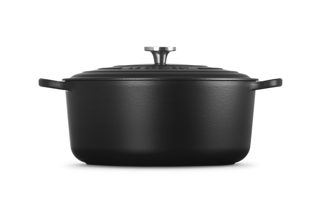 Le Creuset Cast Iron Signature Round Casserole