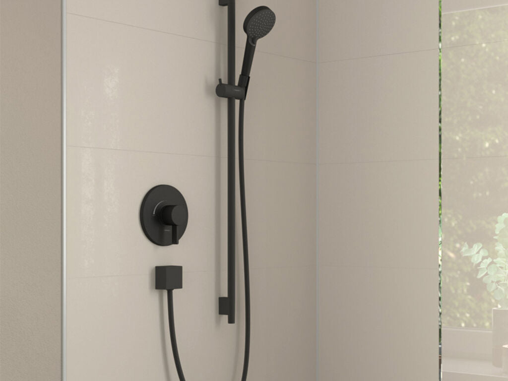 Hansgrohe unica's puro 900mm matt black
