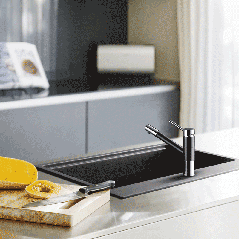 Flavio Bella D-in 720x495 Blk + Colander+c/board