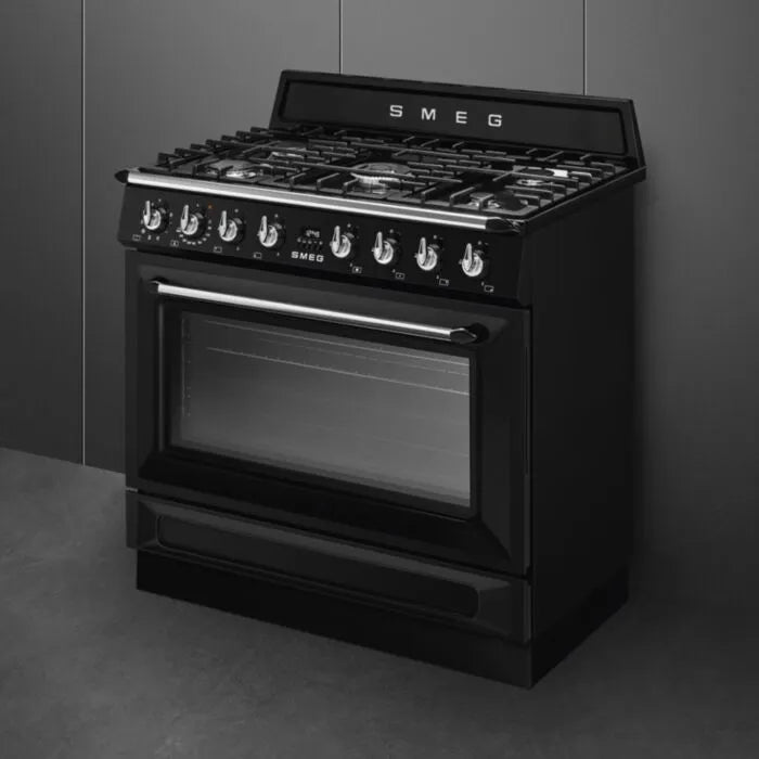 Smeg 90cm Gloss Black Cooker With Gas Hob - TR90GMBL