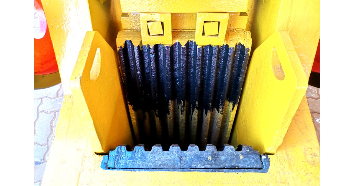 Jaw Crusher 250 x 400 Diesel Engine