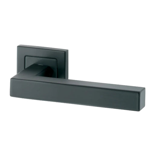 QS Lever Handle Square Dala Matt Black