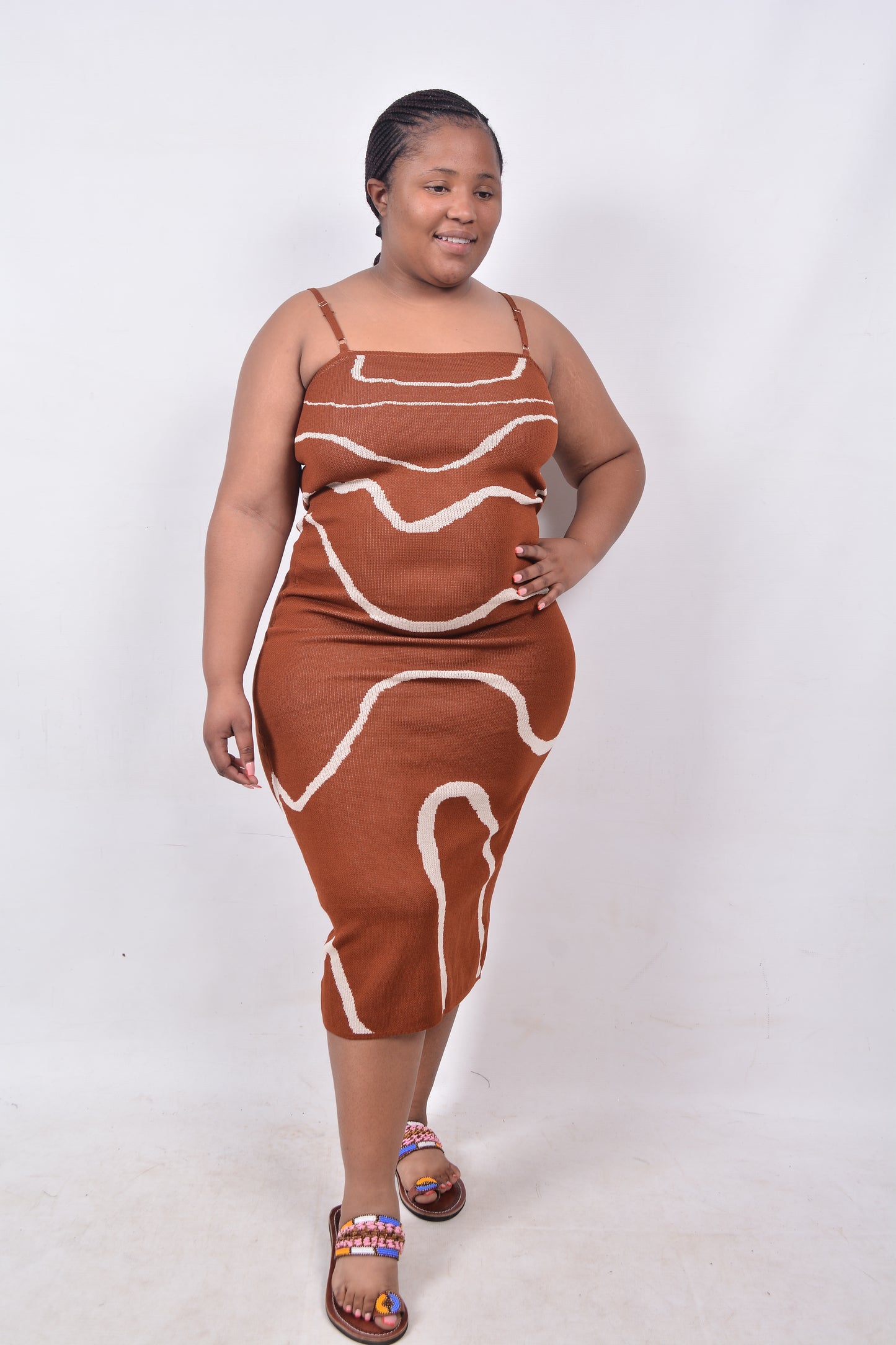 T8248 UB3600 Ladies Brown & Beige Woollen Dress