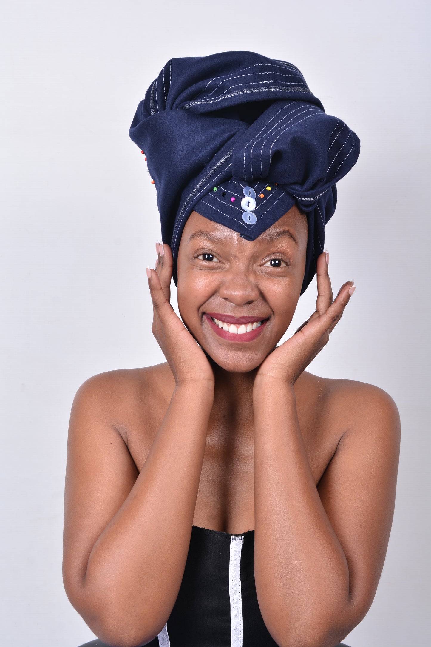 T8284 Ladies Navy Blue African Beaded Duke