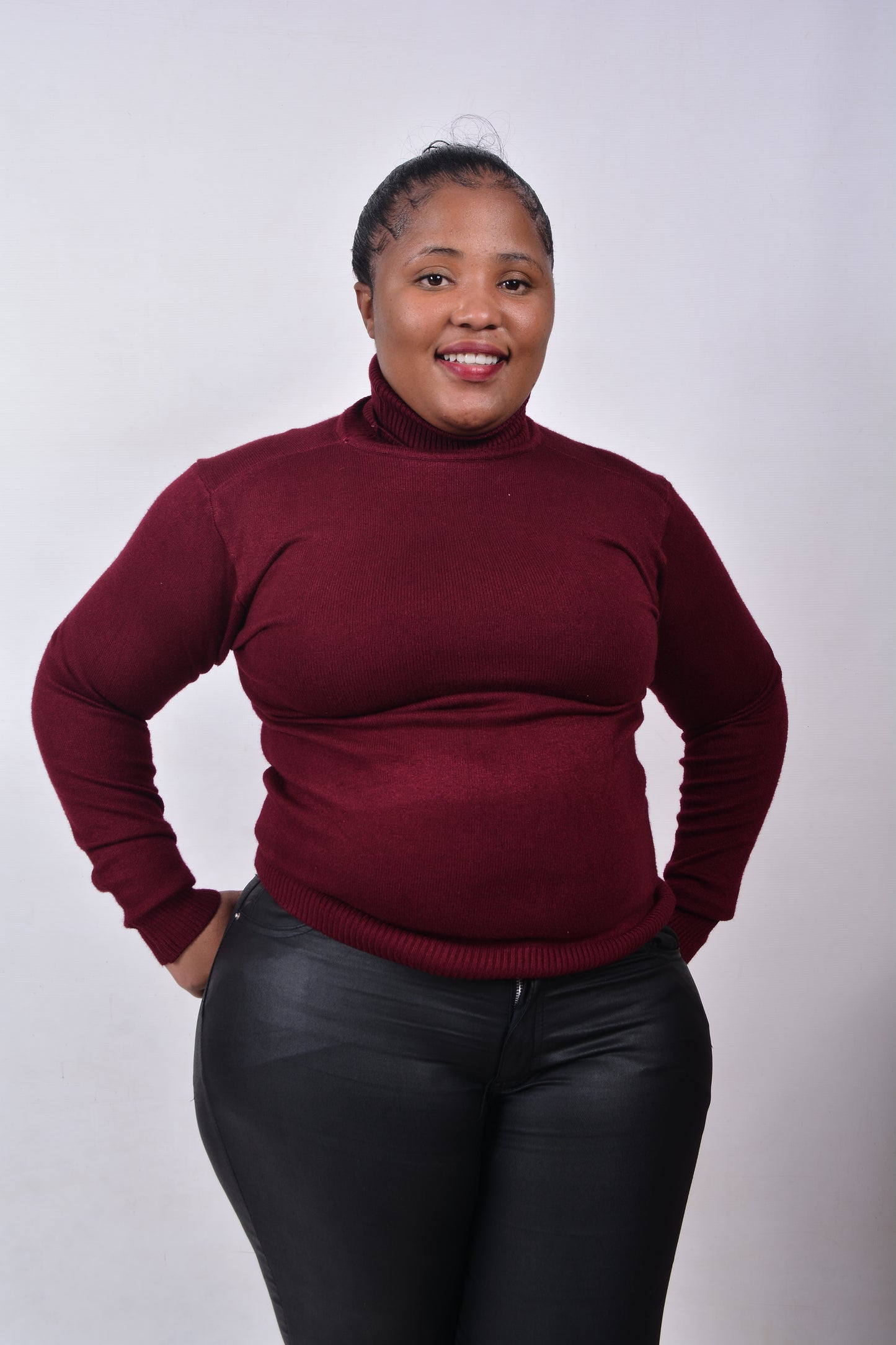 T8267 Unisex Long Sleeved Maroon Woollen Turtle Neck