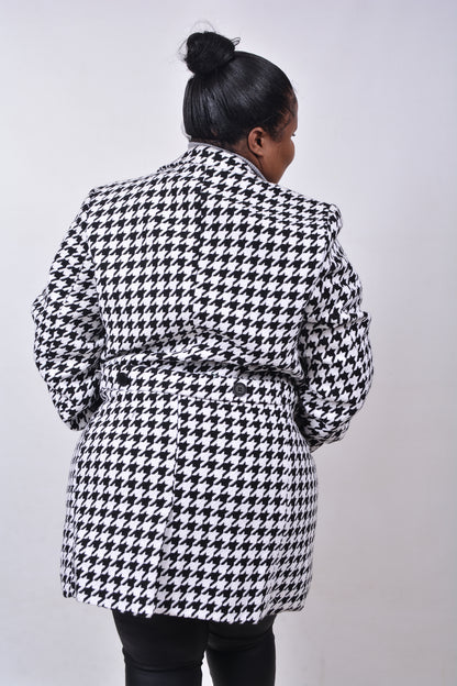 T8270 Ladies Long Sleeved Checkered Black & White Trench Coat