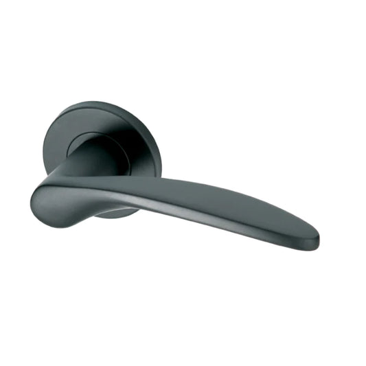 QS Lever Handle Solid Molo Matt Black