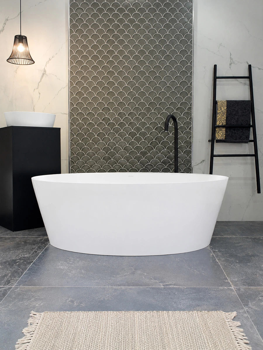 Divina Genova Gloss White Freestanding Bath 1500 x 760 x 500mm