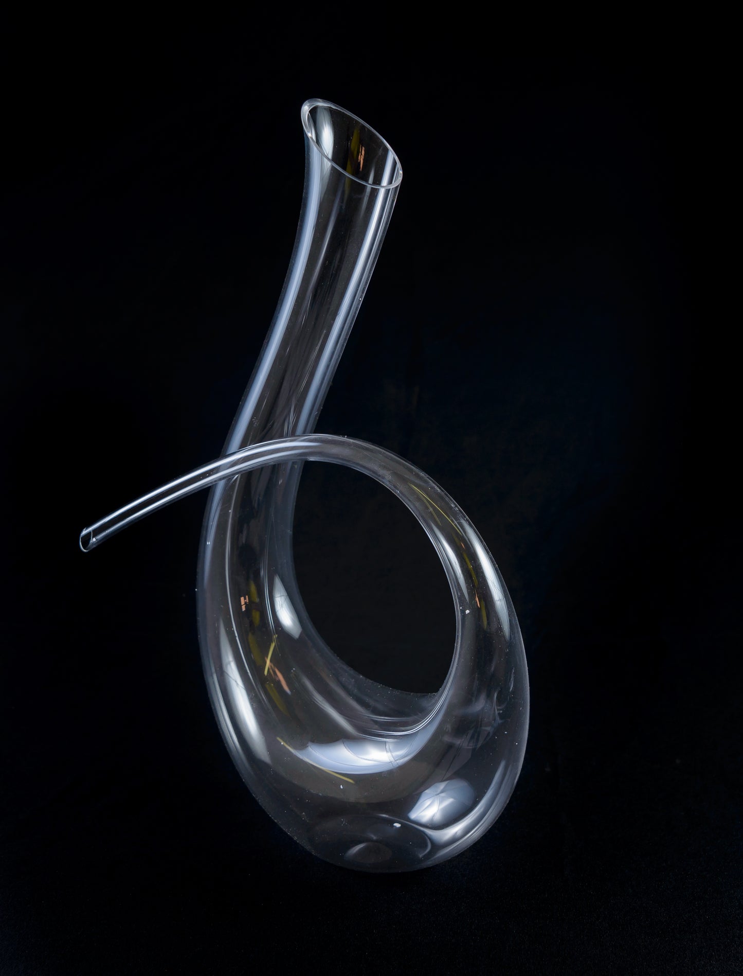 Clear Twisted Wine Decanter