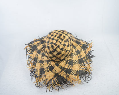 ROUGH EDGED SUMMER HAT
