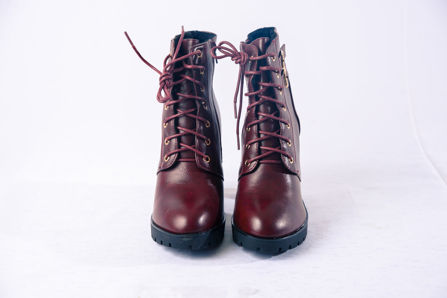 Women's Lace-up Boots
